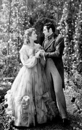 Garson and Laurence Olivier in PRIDE AND PREJUDICE