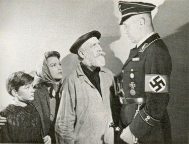 With McDowall, Woolley and Preminger in THE PIED PIPER